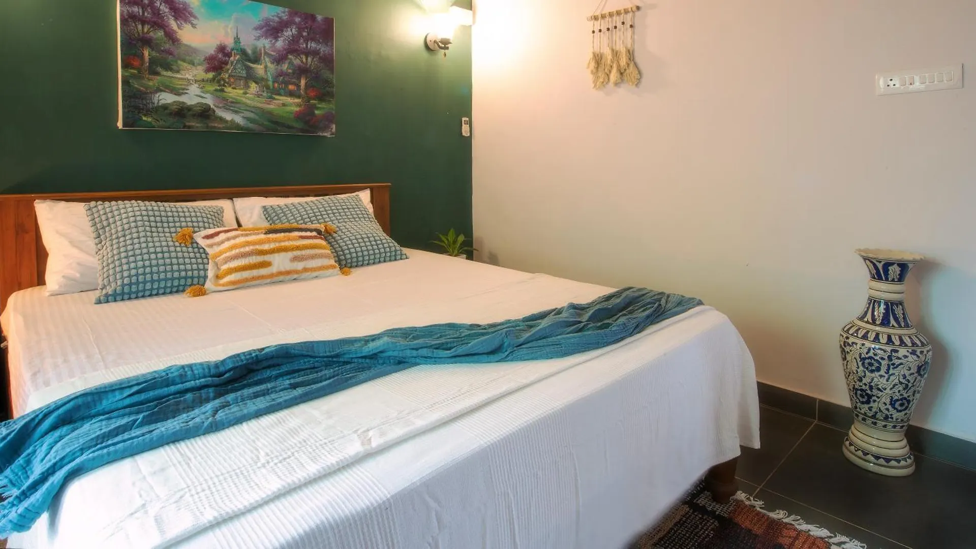 Lakefront 2Bhk Villa I Cozy A-Frame Balcony Deck & Bbq Grill Kollam