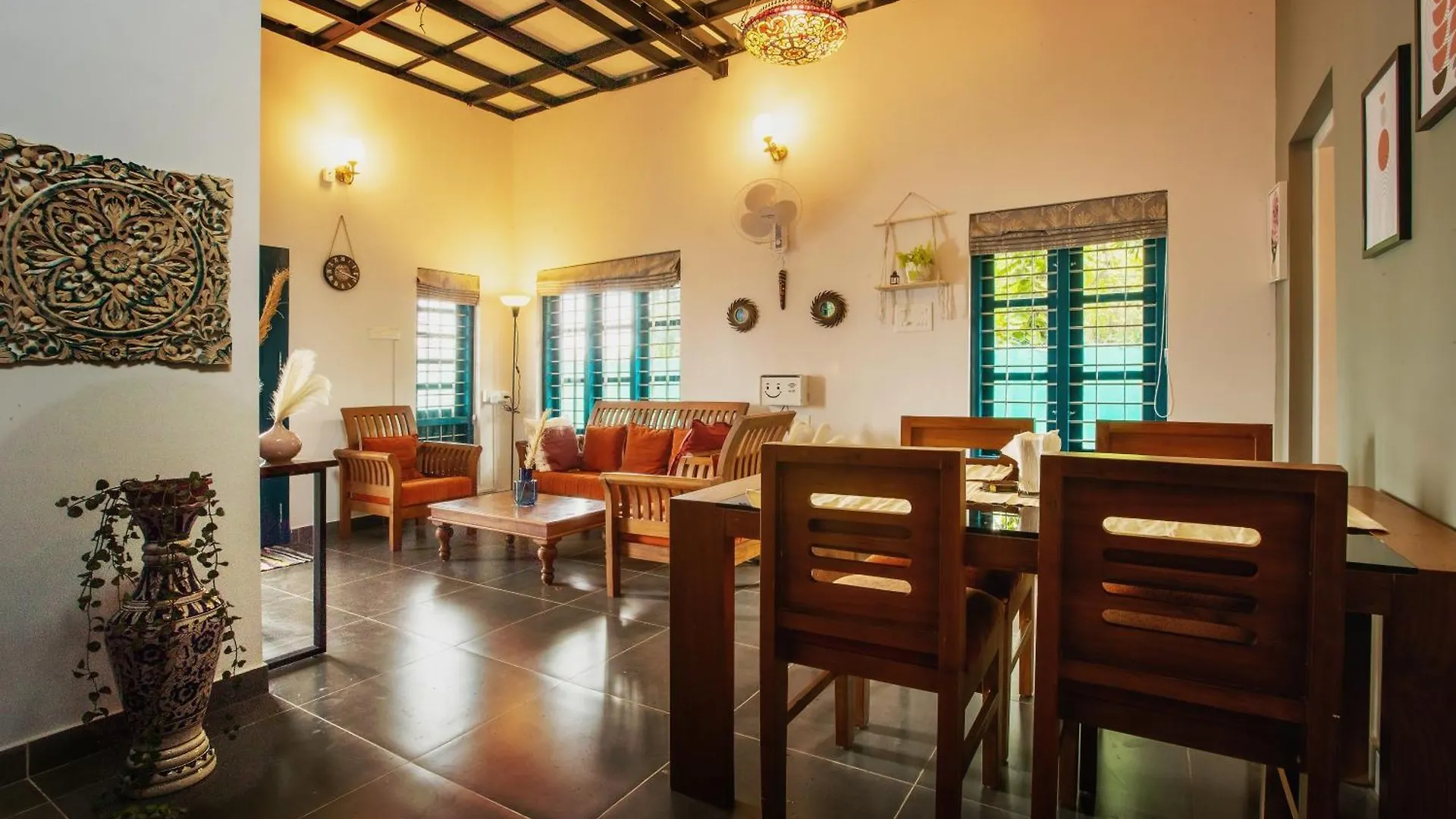 Lakefront 2Bhk Villa I Cozy A-Frame Balcony Deck & Bbq Grill Kollam
